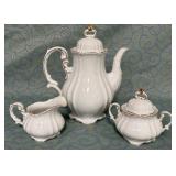488 - VINTAGE BAVARIAN PORCELAIN TEAPOT, C&S SET