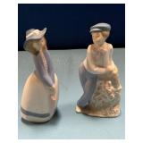 488 - TWO PIECES REX HUMMELWERK FIGURINES