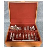 488 - FORTY PIECES COMMUNITY PLATE FLATWARE (D20)