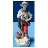 488 - ROYAL DUX PORCELAIN FIGURINE (F133)