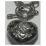 STERLING SILVER HEART NRCKLACE 67.1 GRS