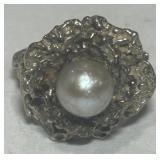 STERLING SILVER VINTAGE PEARL RING 7 GRS