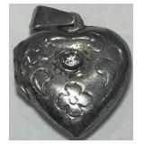 STERLING SILVER HEART LOCKET 4.2 GRS