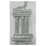 STERLING SILVER KITE PENDANT /CHAIN 7 GRS