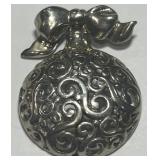 STERLING SILVER  BROOCH 10.2 GRS