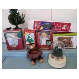 Z - LOT OF CHRISTMAS DECORATIONS (G22)