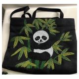Z - BEADED PANDA BEAR TOTE (M87)