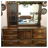 Z - DRESSER WITH MIRROR (M126)