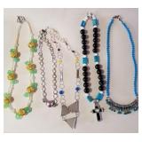 Z - FIVE COSTUME JEWELRY NECKLACES (J47)