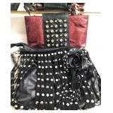 Z - LOT OF TWO PURSES (M86)