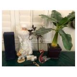 Z - MIXED LOT OF COLLECTIBLES (J238)