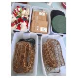 Z - CHRISTMAS DECORATIONS, GIFT WRAP & MORE (G30)