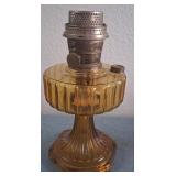 Z - ANTIQUE OIL LAMP BASE (K58)