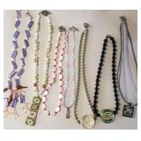 Z - LOT OF COSTUME JEWELRY NECKLACES (J75)