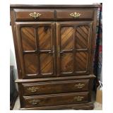 Z - WARDROBE ARMOIRE WITH CONTENTS (M121)