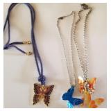 Z - THREE COSTUME JEWELRY NECKLACES (J134)