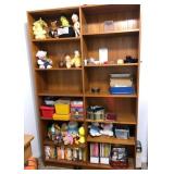 Z - BOOKCASE WITH CONTENTS (M220)