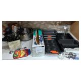 Z - MIXED LOT OF BAKEWARE, UTENSILS (K19)