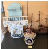 Z - REPLICA SHIP, COOKIE JAR, SHELVES (G114)