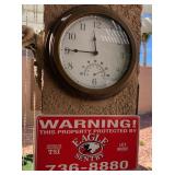 Z - WALL CLOCK & WARNING SIGN