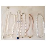 Z - LOT OF SIX COSTUME JEWELRY NECKLACES (J117)