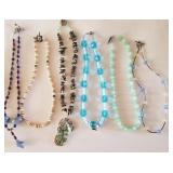 Z - LOT OF SIX COSTUME JEWELRY NECKLACES (J96)