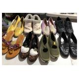 Z - EIGHT PAIR OF WOMEN'S SHOES SIZE 5 (J250)