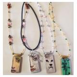 Z - LOT OF COSTUME JEWELRY NECKLACES (N92)