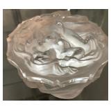 Z - LALIQUE-STYLE FROSTED COLLECTIBLE (E141)