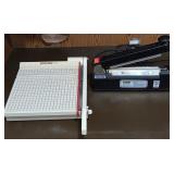 Z - OFFICE PAPER CUTTER & STAPLER (O20)