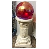 Z - DECORATIVE COLUMN & 'GAZING' BALL (M21)
