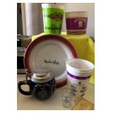 Z - MIXED LOT OF COLLECTIBLES (E146)