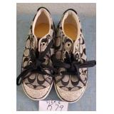 Z - PAIR OF COACH SHOES SIZE 5 (K79)