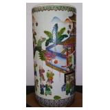ANTIQUE FAMILLE ROSE FLUOR VASE / CANE HOLDER