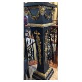 R - ORNATE PEDESTAL STAND 49'T (M39)