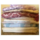 R - MIXED LOT OF BEDSPREADS (C17)