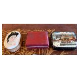 R - WAX SEAL STAMPS, TRINKET BOXES (F135)