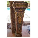 R - MARBLE & BRASS PEDESTAL (Y7)