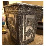 R - MOROCCAN-STYLE MOSAIC SIDE TABLE (O19)