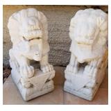 R - PAIR OF MARBLE LIONS 14'T (Y6)