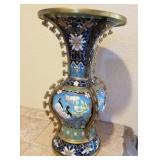 R - DECORATIVE CHINESE CLOISONNE VASE (F207)