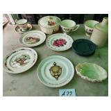 487 - MIXED LOT VINTAGE COLLECTIBLES (A77)