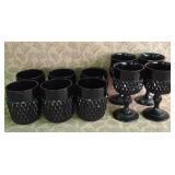 487 - VINTAGE BLACK AMETHYST GLASSWARE(G299)