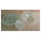 487 - VINATGE GLASS SERVING ,SALD BOWL ETC(G300)