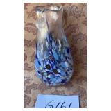 487 - ART GLASS BUD VASE 6'T (G161)