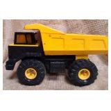 N - TOY TONKA TRUCK