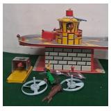 N - MIXED LOT OF VINTAGE TOYS (T202)