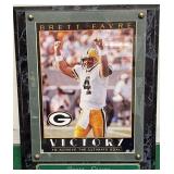 N - BRETT FAVRE PHOTO PLAQUE (F9)