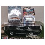 N - LOT OF COLLECTIBLE CARS (T322)