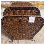 11 - WICKER BASKET WITH LID 21"T (C527)